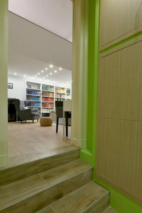 Downtown Island Of Peace By Nw Appartement